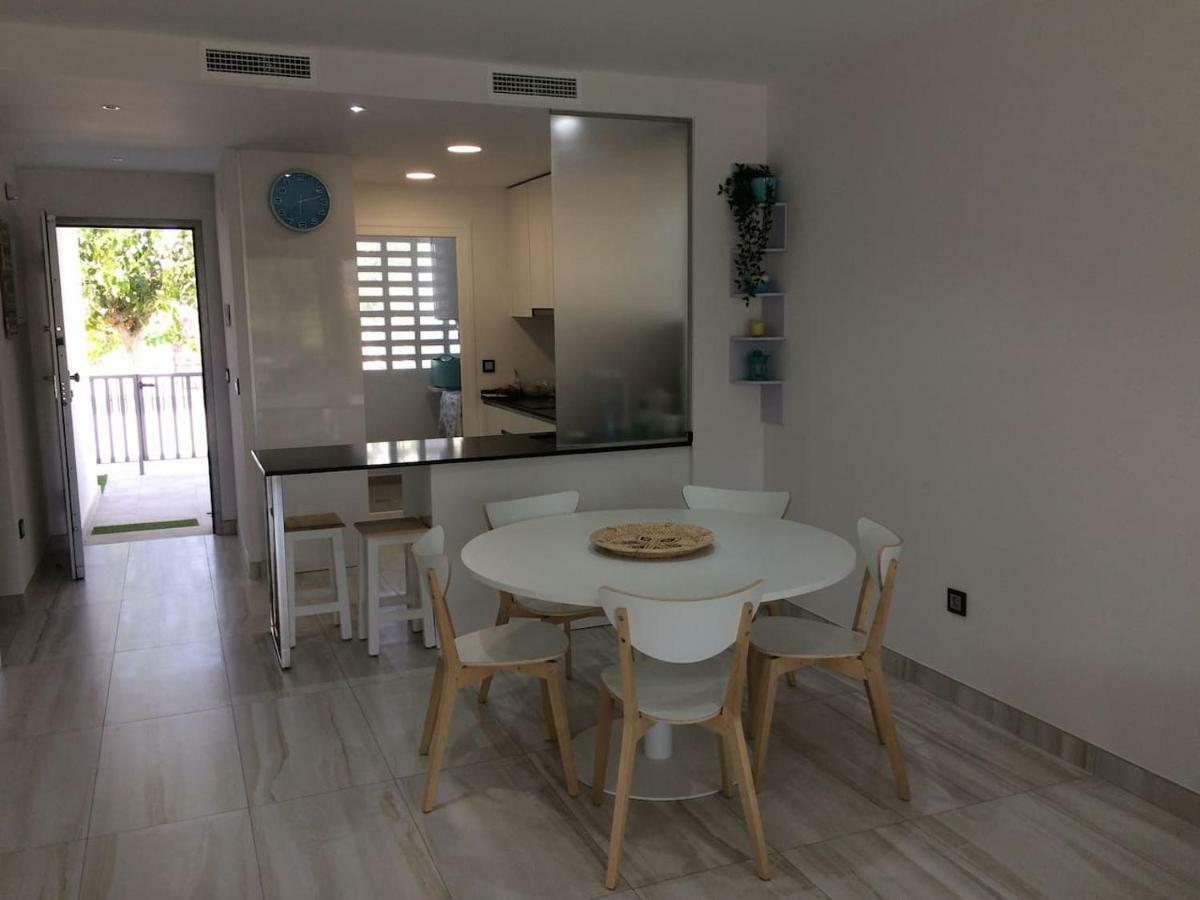 Exclusive New Apartment On The Beach 皮拉尔－德拉奥拉达达 外观 照片